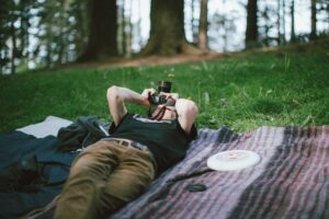 Social Media Automation: When Bots Help, When They Hurt in 2026